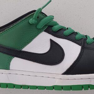 NIKE SB Dunk Low Pro - men's size US 11 - classic green black white